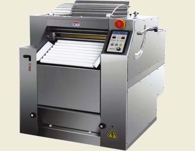 Dough Kneeding machine  